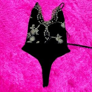 Black fashion nova bodysuit